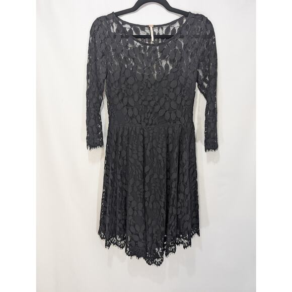 Free People Dresses & Skirts - Free People Queen’s Love Lace Fit & Flare Dress Black Size 2